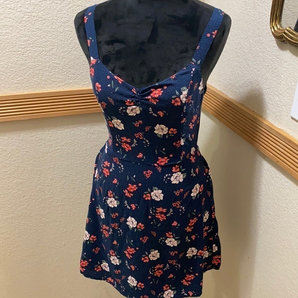Floral Hollister dress!!